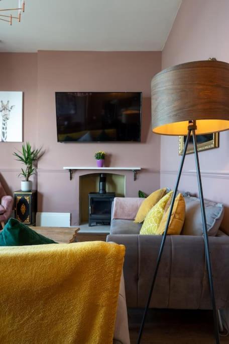 Stylish Beachfront Apartment, Sweeping Ocean Views And Luxury Touches Herne Bay Esterno foto