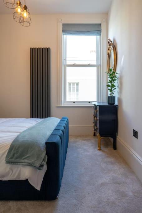 Stylish Beachfront Apartment, Sweeping Ocean Views And Luxury Touches Herne Bay Esterno foto
