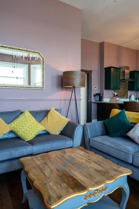 Stylish Beachfront Apartment, Sweeping Ocean Views And Luxury Touches Herne Bay Esterno foto