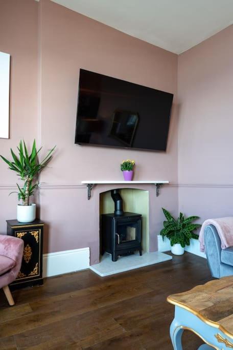 Stylish Beachfront Apartment, Sweeping Ocean Views And Luxury Touches Herne Bay Esterno foto