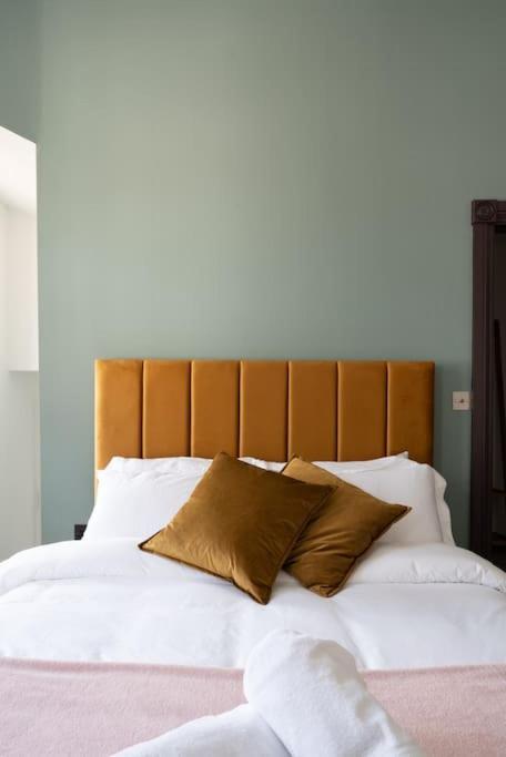 Stylish Beachfront Apartment, Sweeping Ocean Views And Luxury Touches Herne Bay Esterno foto